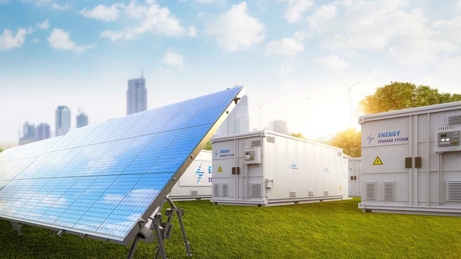 How Solar Batteries Work with Solar Panels (Ultimate Guide)