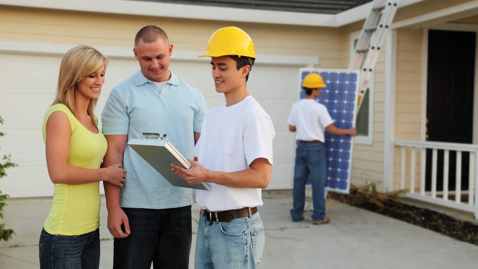 The Complete Homeowner’s Checklist Before Going Solar