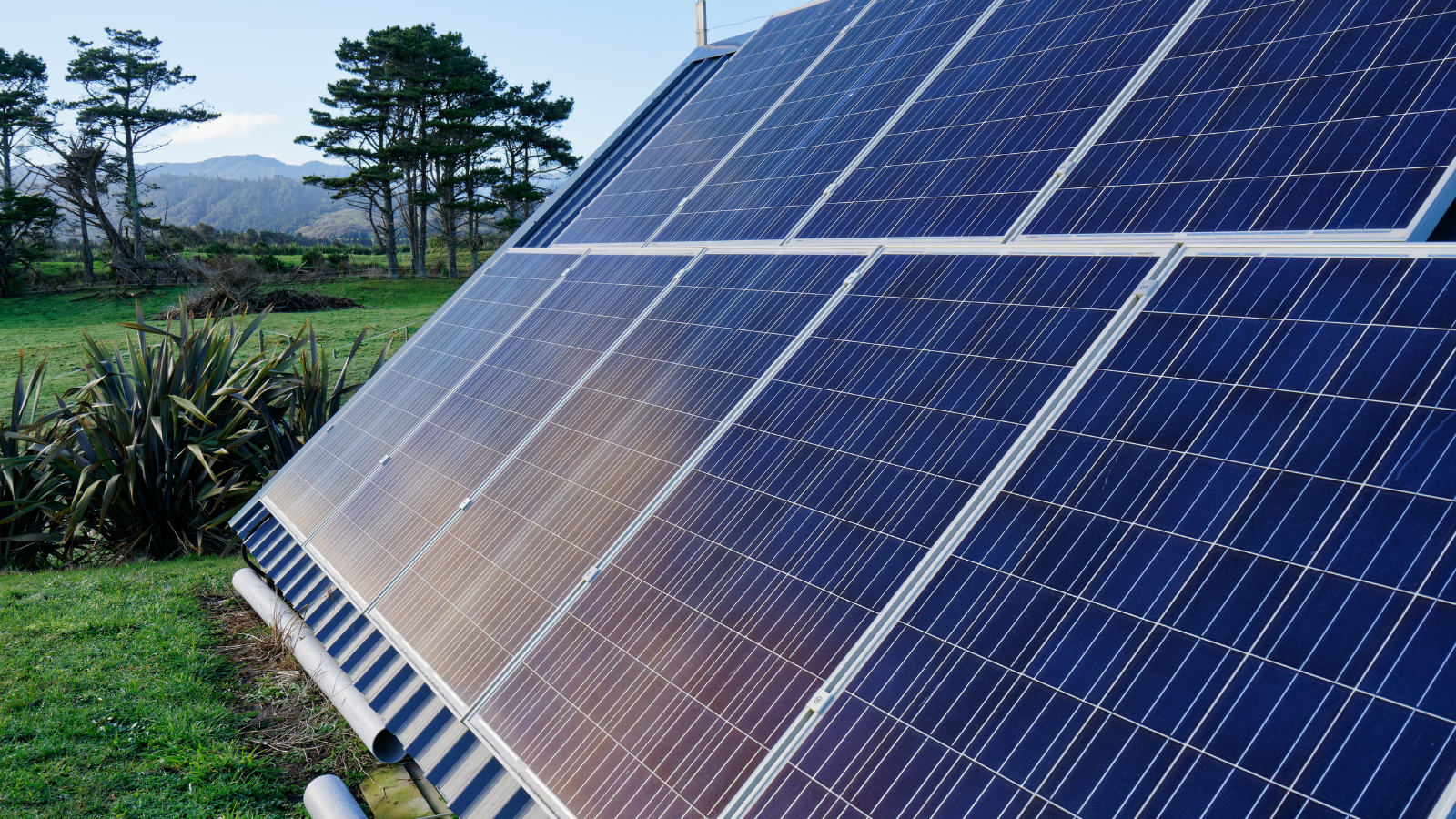 Off-Grid Solar System Cost: A Full Breakdown of Components and Expenses